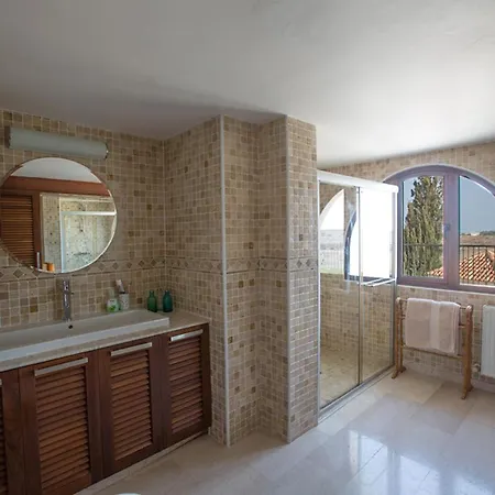 Rent Your Dream In And Look Forward To Relaxing Beside Your Private Pool, 1232 فيلة *