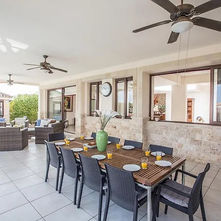 فيلة Rent Your Dream In And Look Forward To Relaxing Beside Your Private Pool, 1232 باراليمني