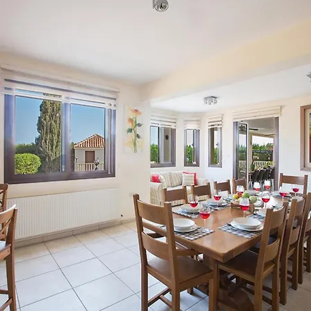 Rent Your Dream In And Look Forward To Relaxing Beside Your Private Pool, 1232 باراليمني