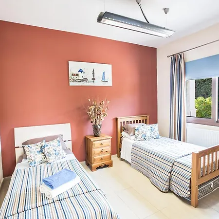 Rent Your Dream In And Look Forward To Relaxing Beside Your Private Pool, 1232 * Paralimni