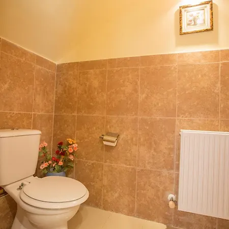 Vilă Rent Your Dream In And Look Forward To Relaxing Beside Your Private Pool, 1232 Paralimni
