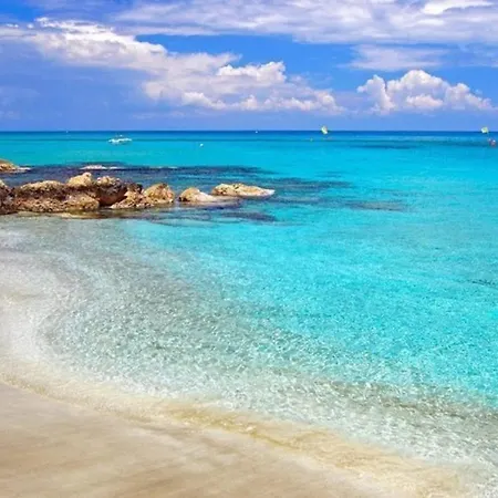 Rent Your Dream In And Look Forward To Relaxing Beside Your Private Pool, 1232 Вилла